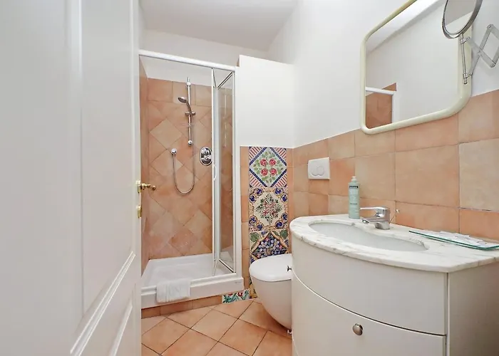 Charming Vatican 150m2 - 1600sq Ft * Рим
