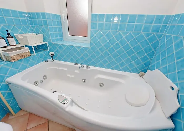 Charming Vatican 150m2 - 1600sq Ft