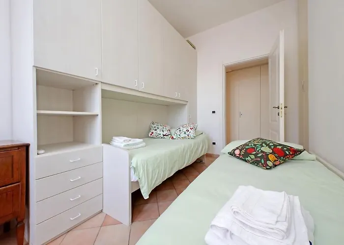 Charming Vatican 150m2 - 1600sq Ft