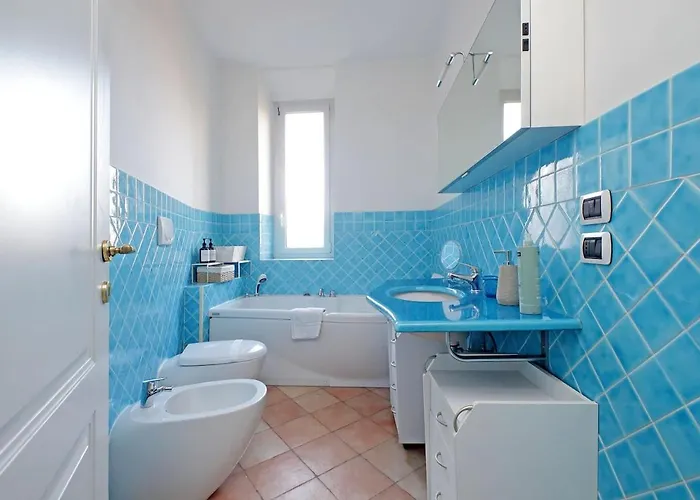Charming Vatican 150m2 - 1600sq Ft *
