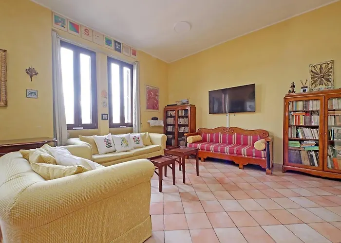 Апартаменты Charming Vatican 150m2 - 1600sq Ft *